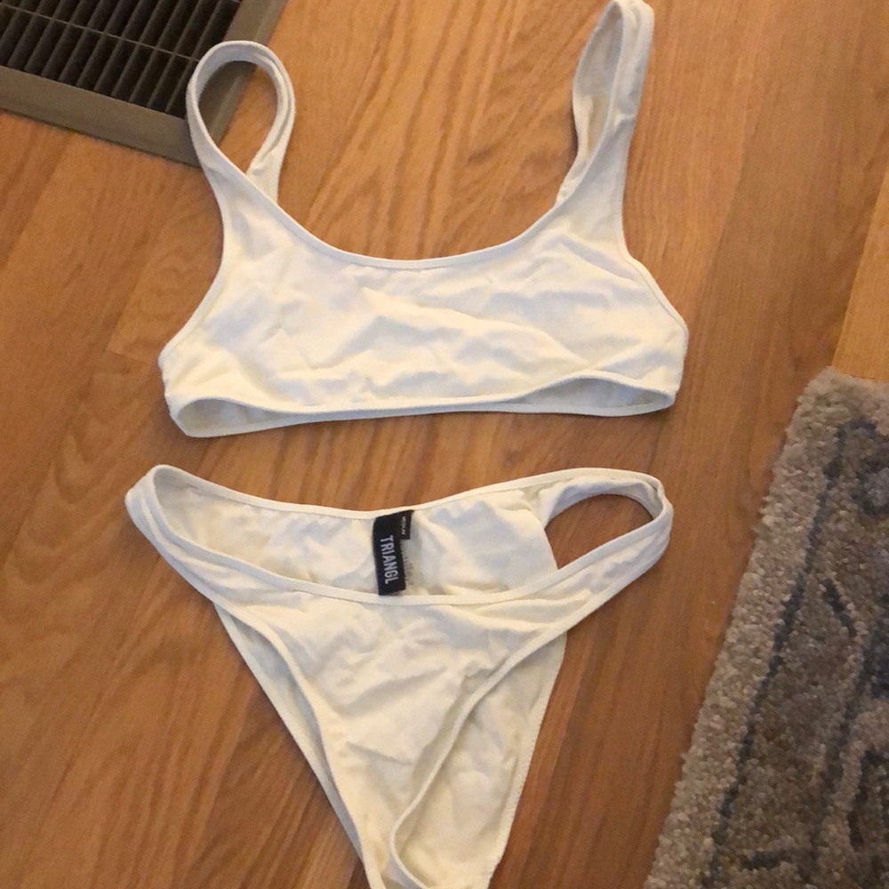 Triangl Bikini